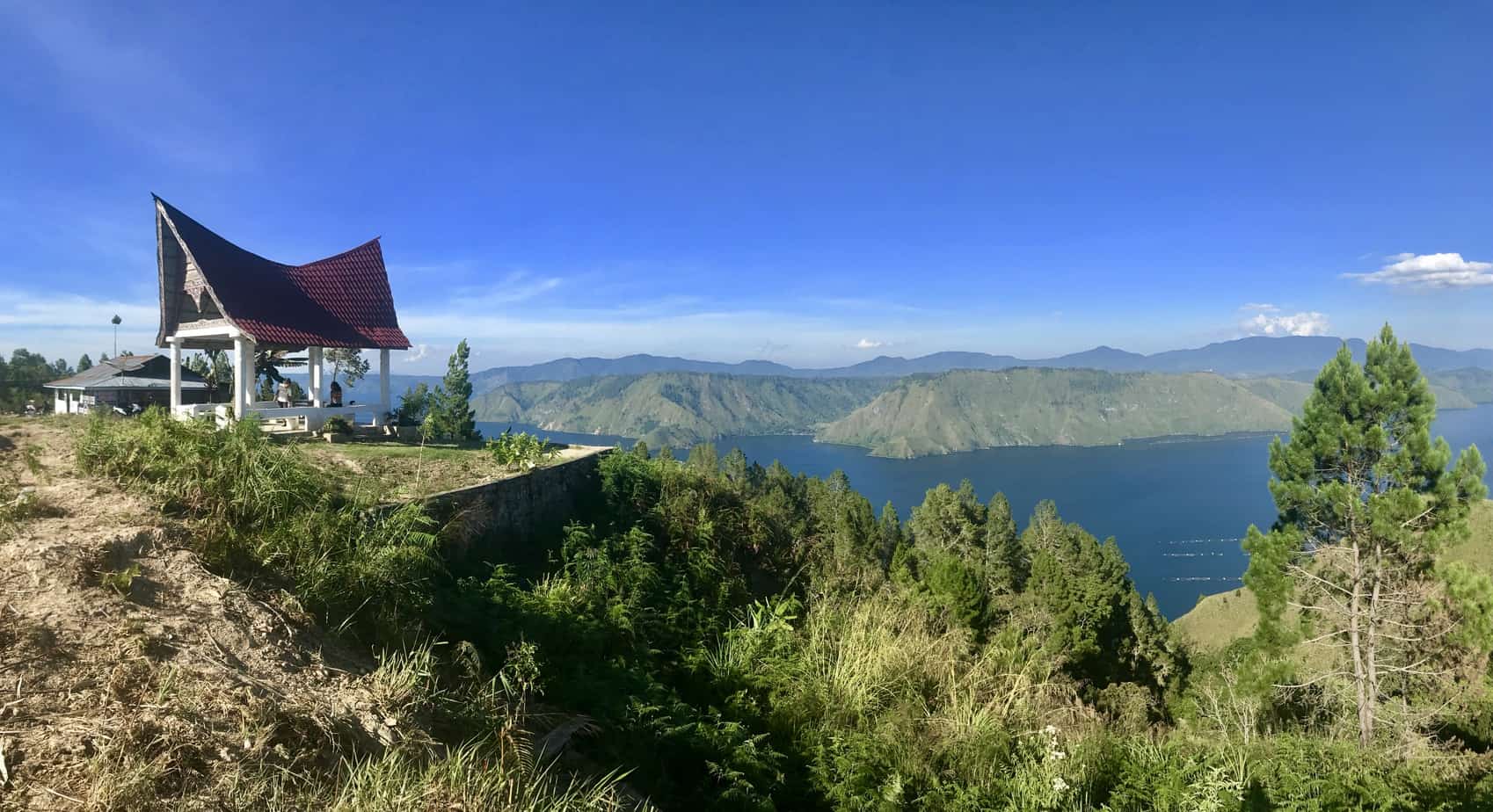 Lake Toba Tour: Discovering the Beauty and Serenity of Sumatra's Highland Gem