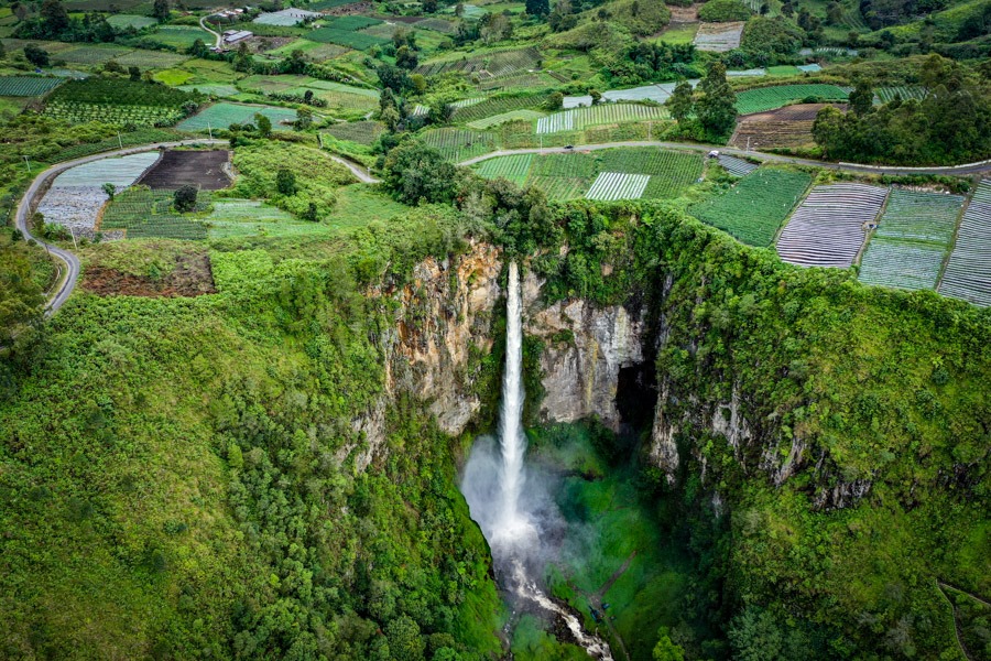 medan tour & lake toba tour